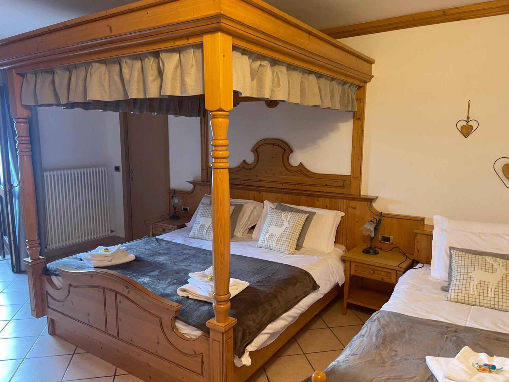 Hotel Valle Verde - Rent Ski & Bike Тарвізіо Екстер'єр фото